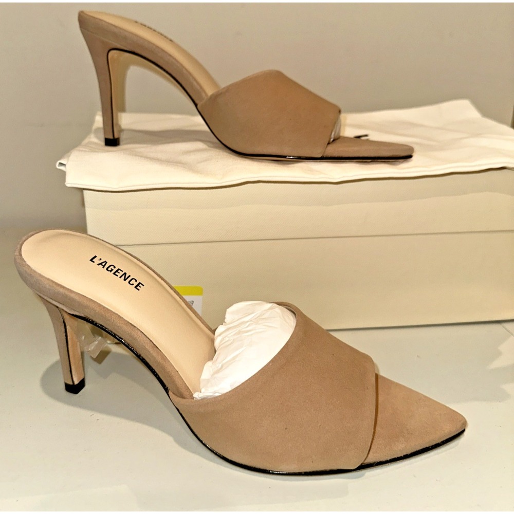 L'AGENCE Women Size 6 Lolita V Pointed Toe Heeled Slip On Pumps Cappuccino Suede